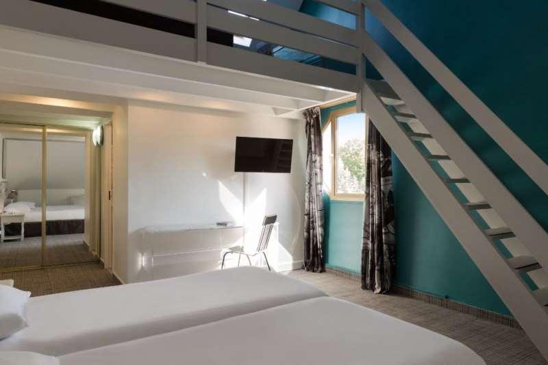 Hotel Le Cardinal Rueil Centre Rueil-Malmaison Quarto foto